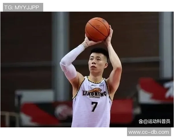 杰伦格林复出表现稳健半场贡献7分2板2助正负值5